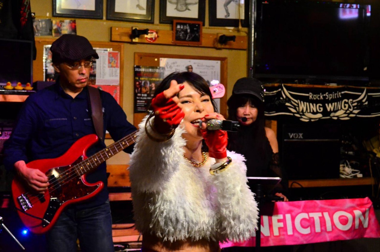 本牧シンガーのんが前に出て歌う、横浜・蒔田アビームのNONFICTIONライブ